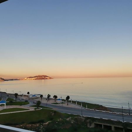 Appartf3 Vue Panoramique Sur Mer Residence Vista Del Mar Fnideq Eksteriør billede