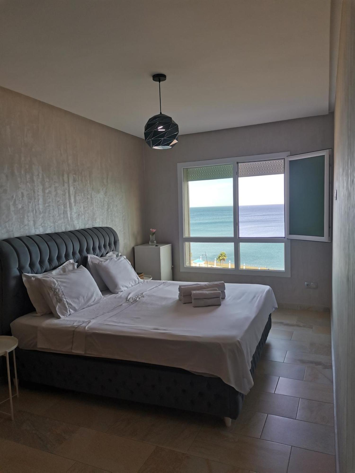 Appartf3 Vue Panoramique Sur Mer Residence Vista Del Mar Fnideq Eksteriør billede